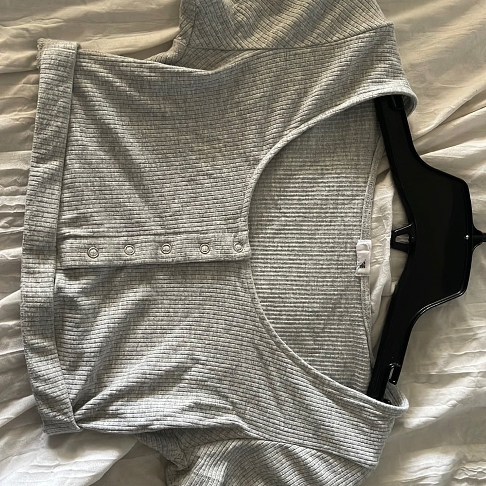 women’s garage button up crop top